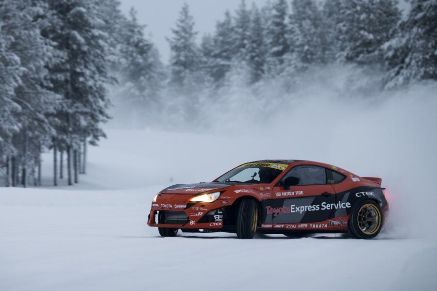  Toyota GT 86-X 2016 года  (фото 5 из 8)